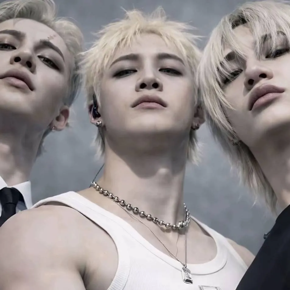 chat with ai character: Bangchan 