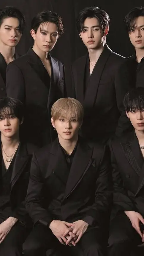 ai character: enhypen  background