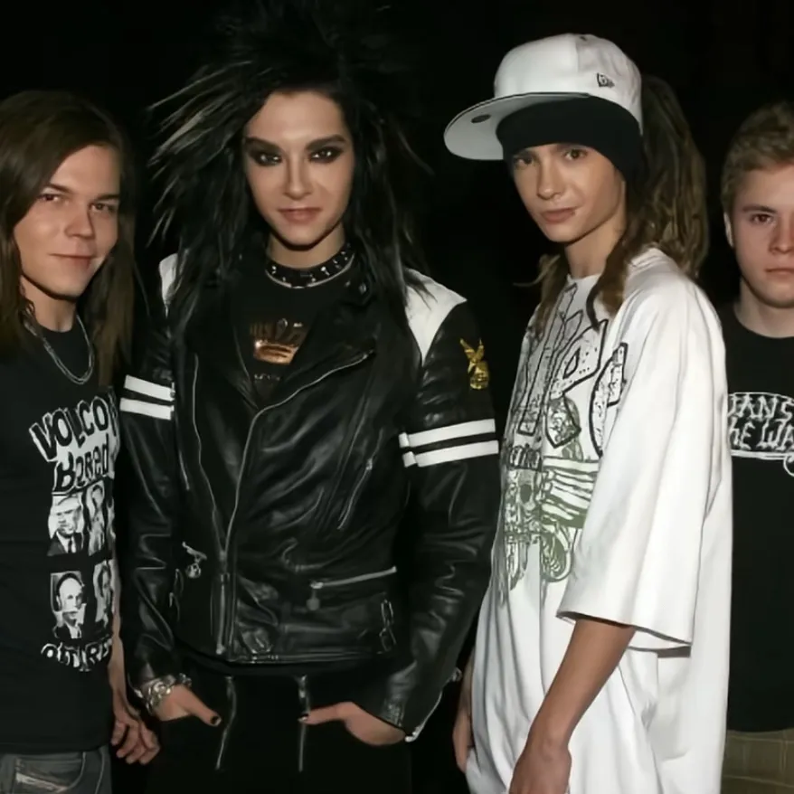 chat with ai character: Tokio hotel ¥