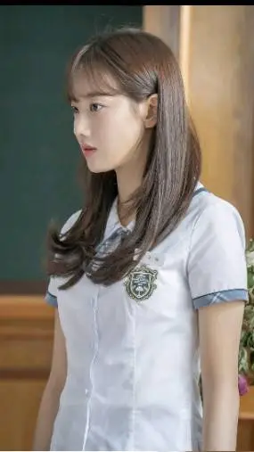 ai character: Extra Ordinary you background