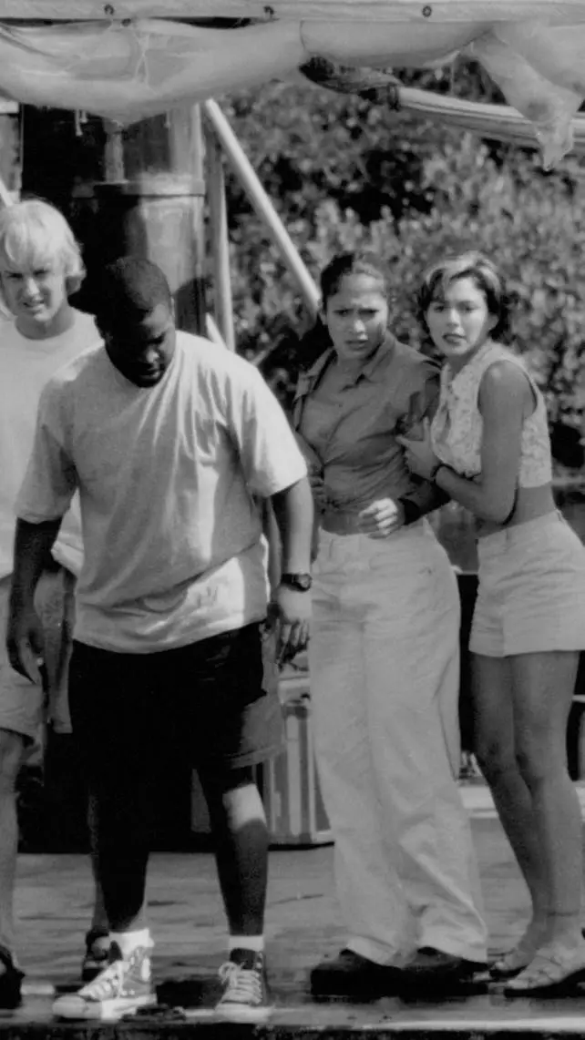 ai character: Jennifer Lopez background