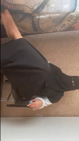 chat with ai character: Muslim Mistress