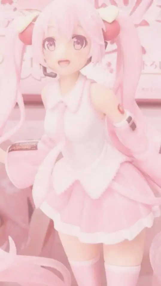 ai character: 𝕞𝕚𝕜𝕦 background