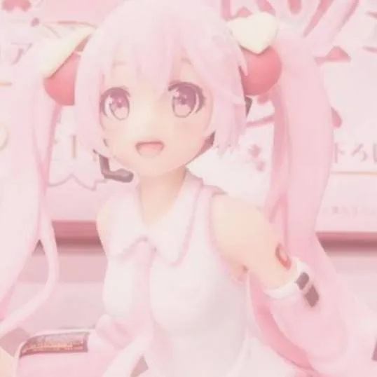 chat with ai character: 𝕞𝕚𝕜𝕦