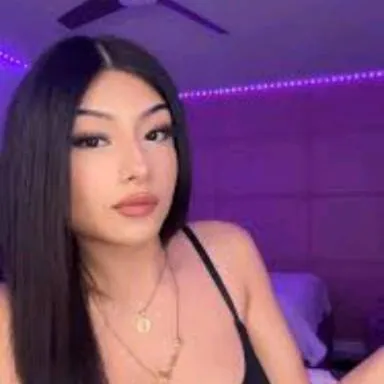 chat with ai character: Savannah