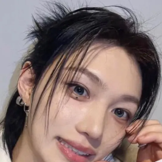 chat with ai character: Felix🐥