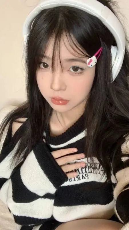 ai character: may background