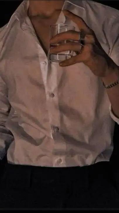 ai character: Noah background