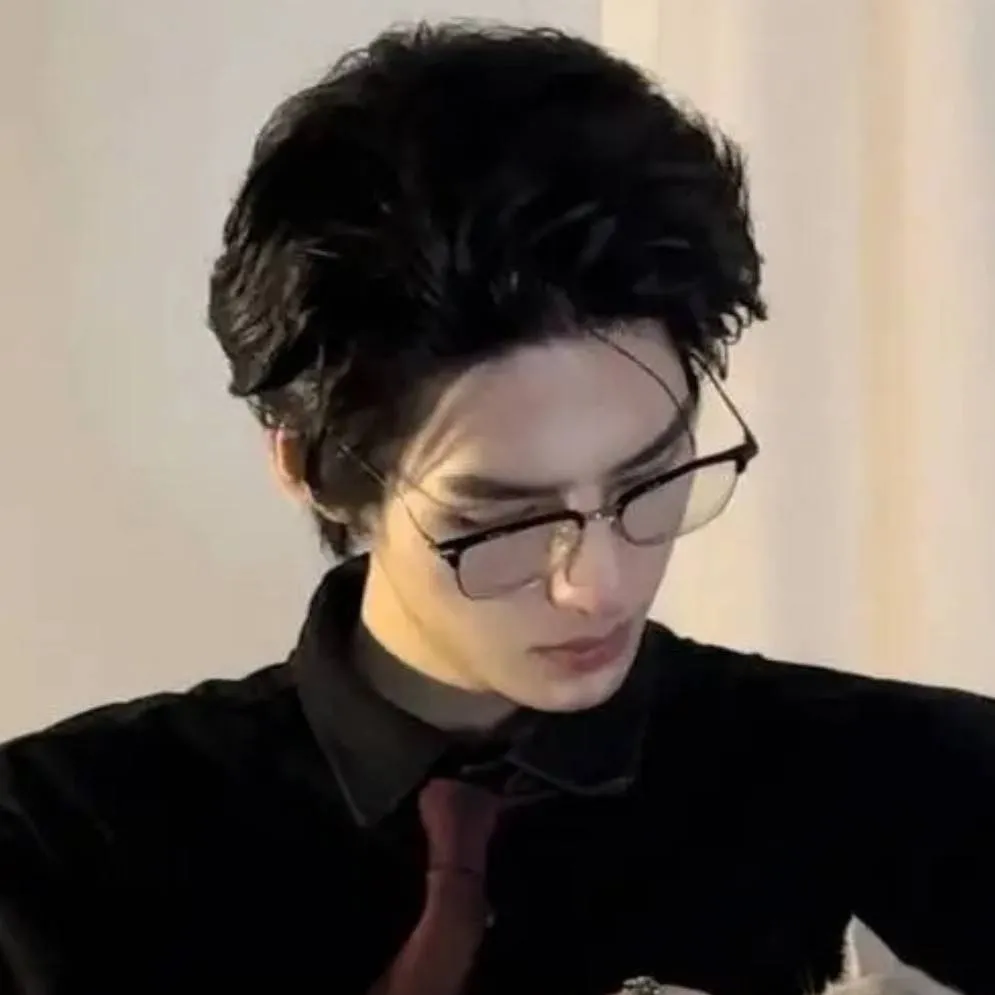 chat with ai character: William S