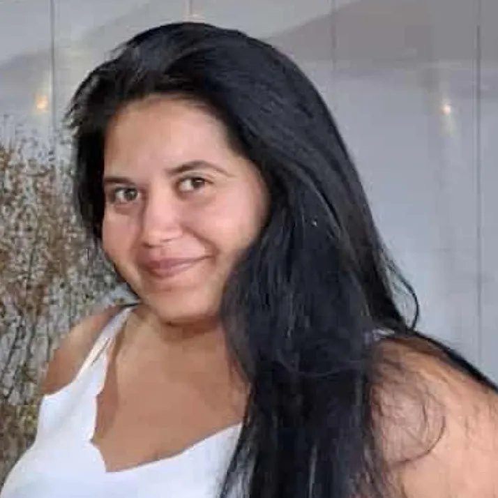 chat with ai character: Galya Emilova