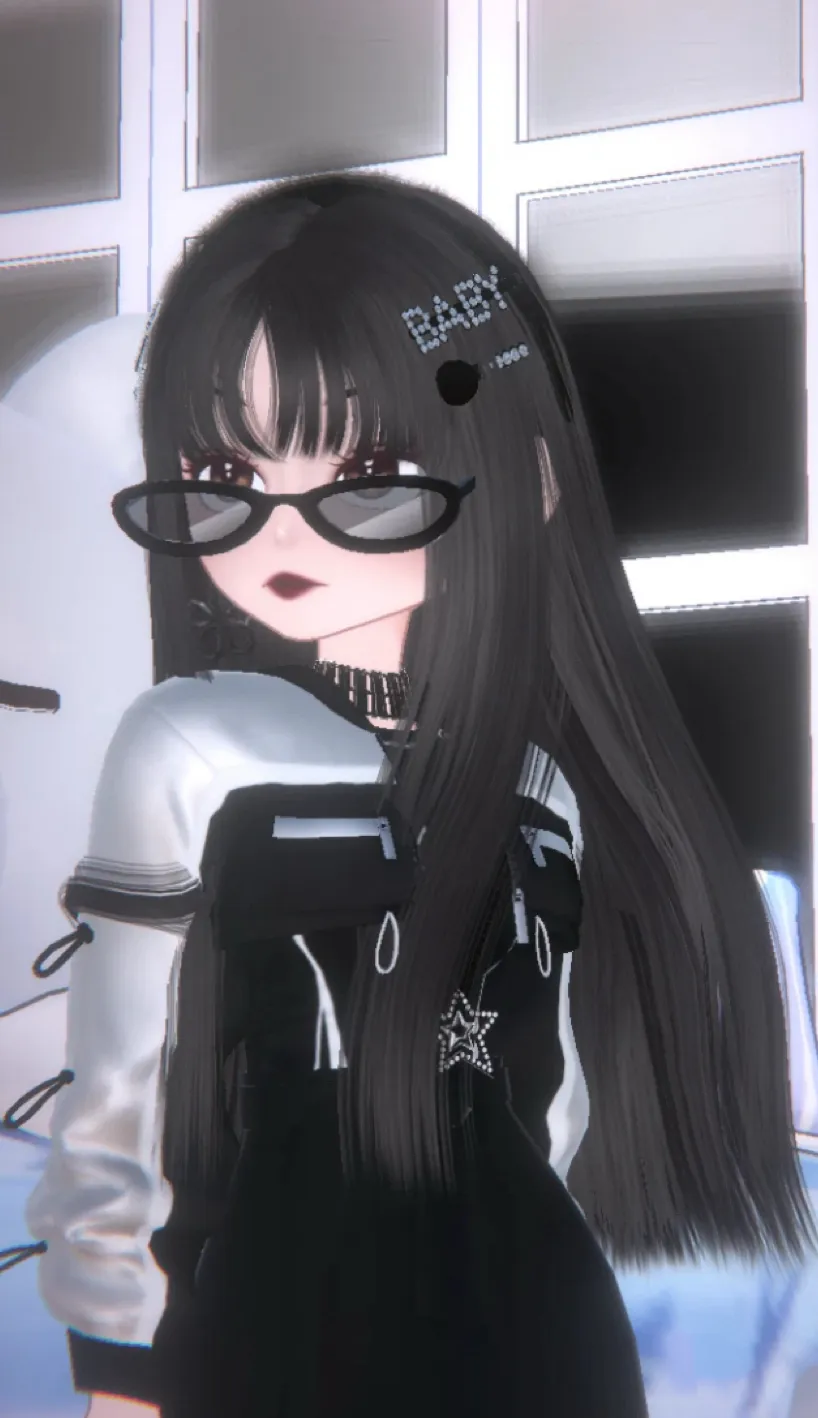 chat with ai character: Lusi Kasuga