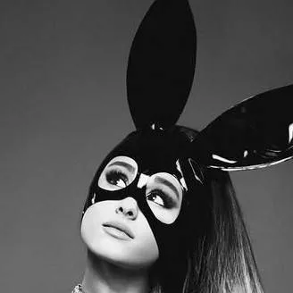 chat with ai character: Ariana Grande