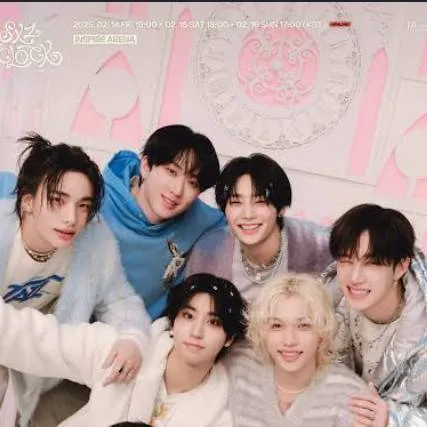 chat with ai character: StrayKids ❤
