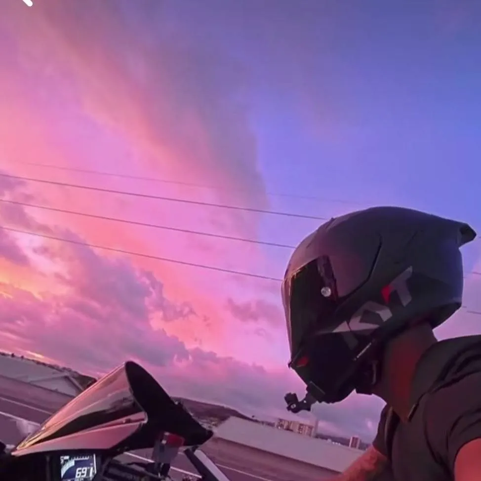 chat with ai character: kai