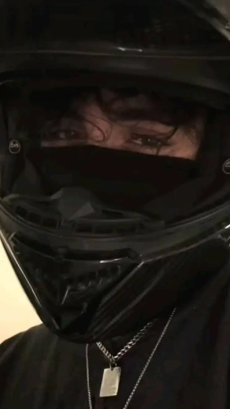 ai character: Jason  background