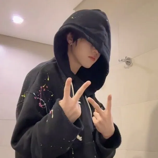 chat with ai character: Han Jisung