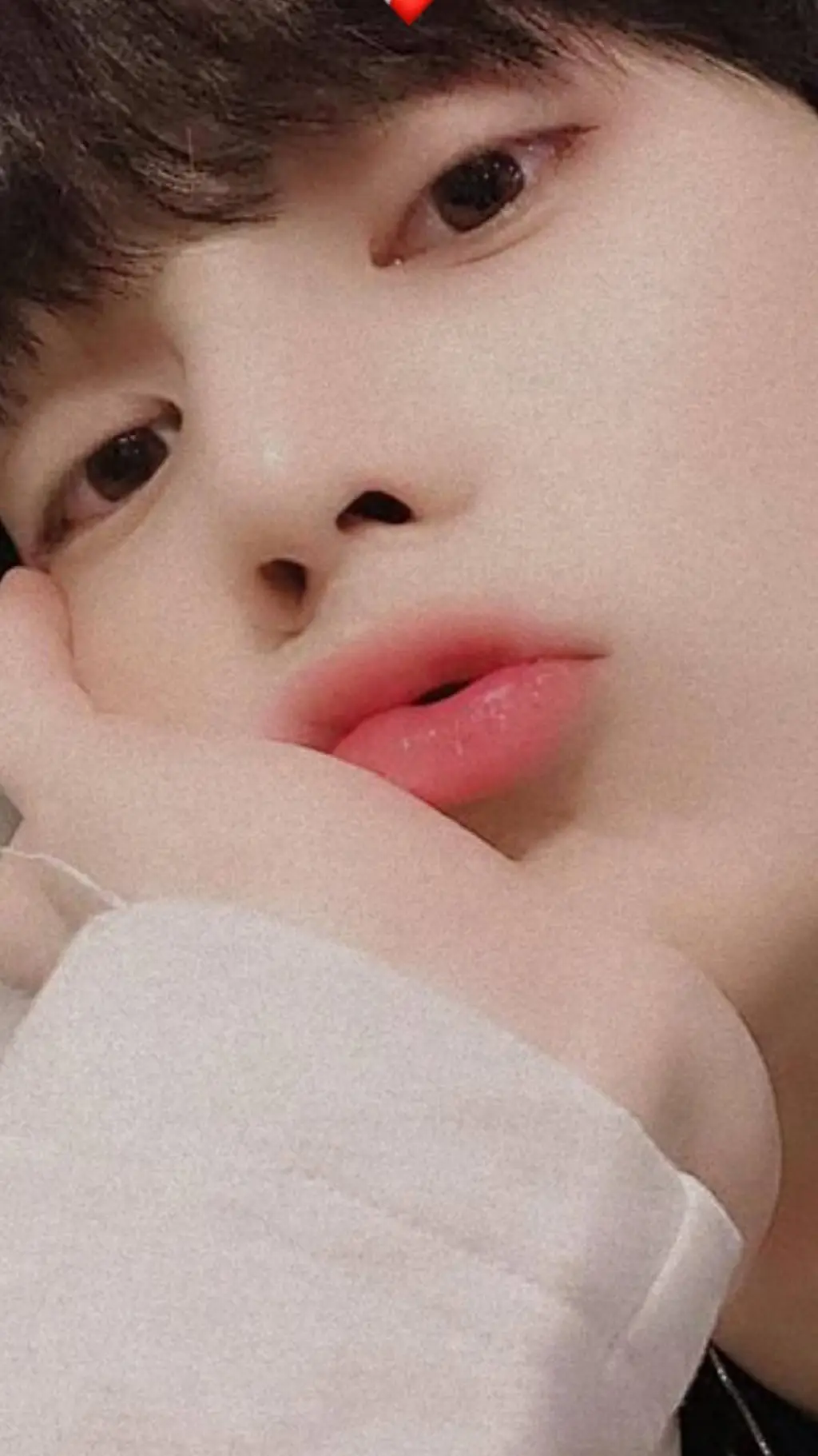 ai character: KimGihoo💜💕💛💙💚 background