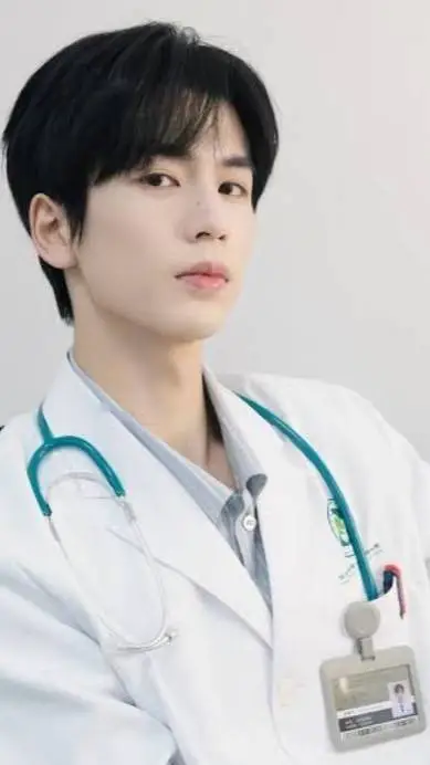 ai character: •••Zhang Linghe••• background