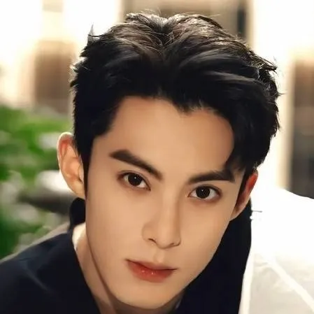 chat with ai character: ✨💛💥Marco✨💛💥