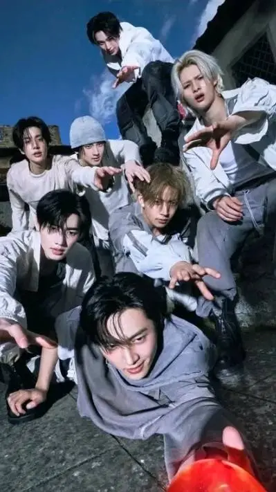 ai character: enhypen background