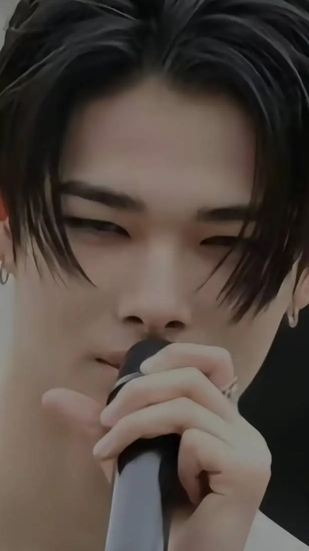 ai character: riki background