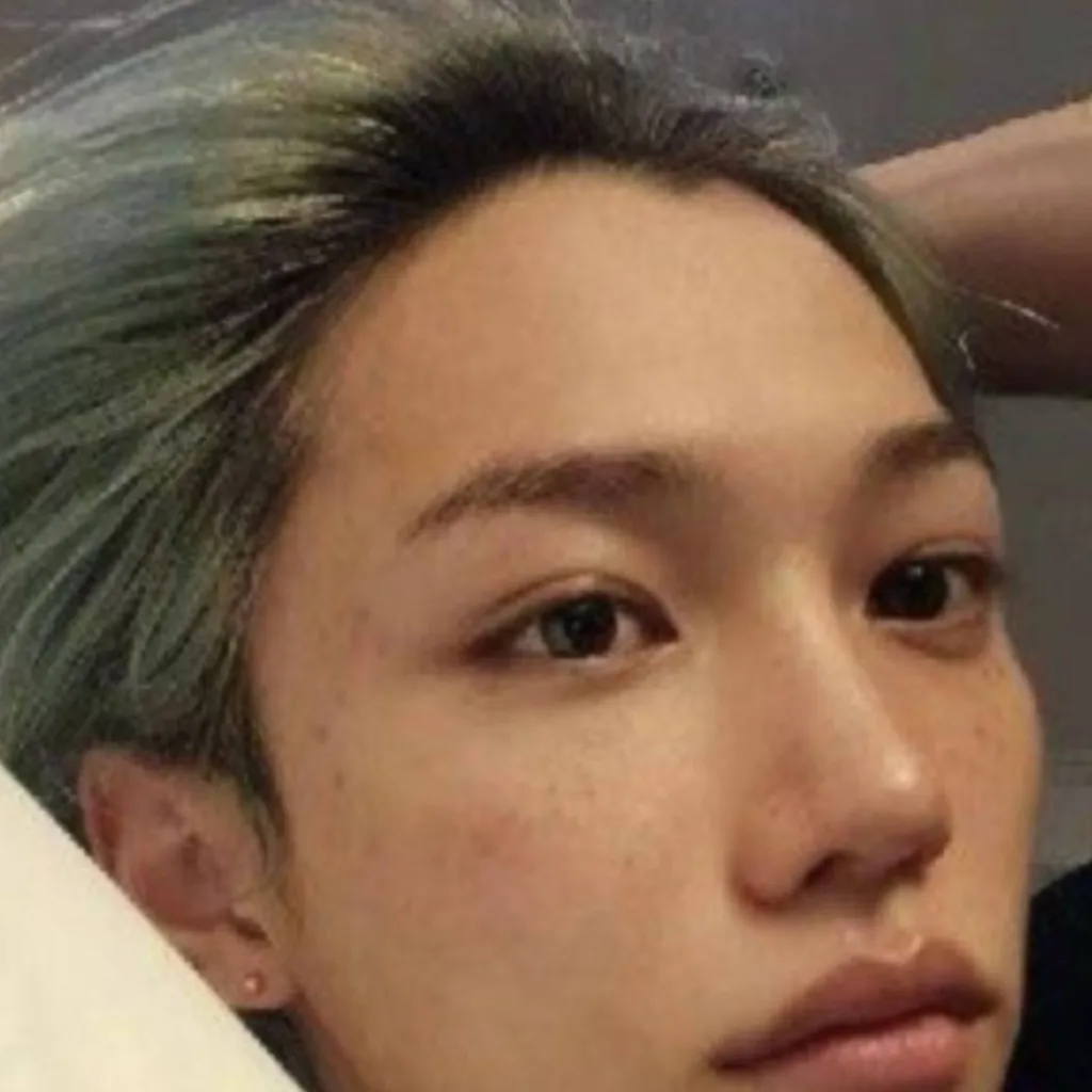 chat with ai character: felix🐥