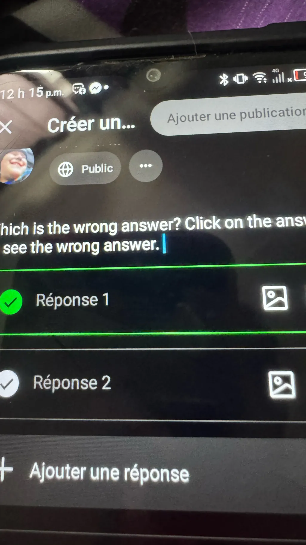 ai character: Quiz  background