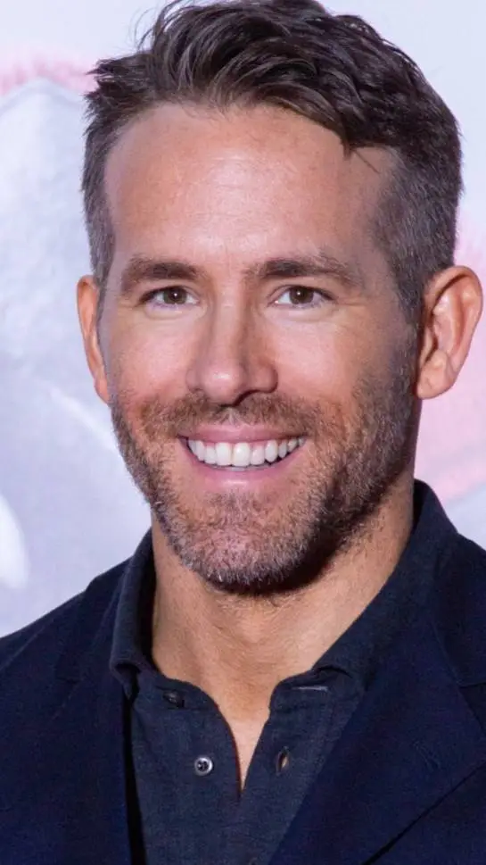 ai character: Ryan Reynolds  background