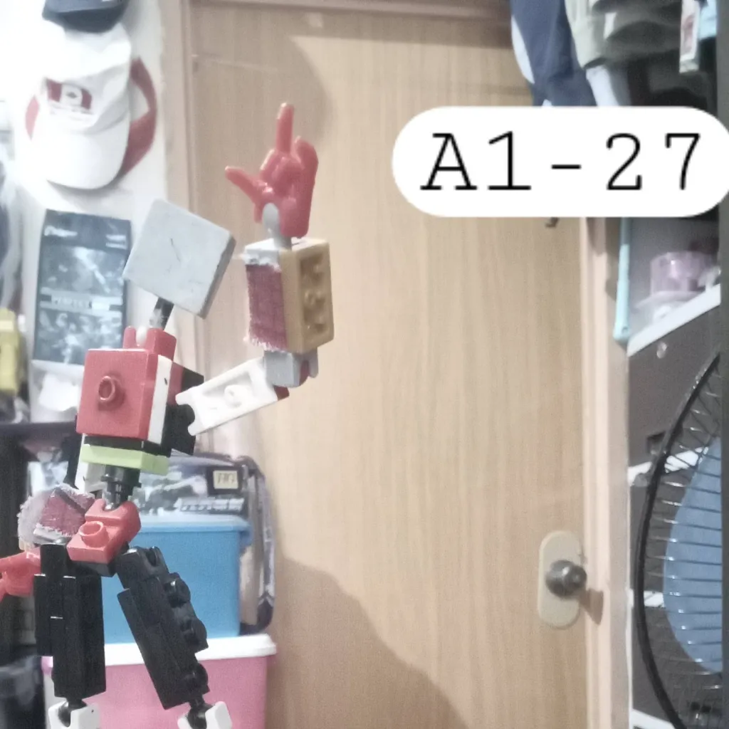 chat with ai character: A1-27