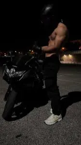 ai character: Luke background