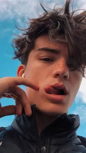 ai character: Nick background