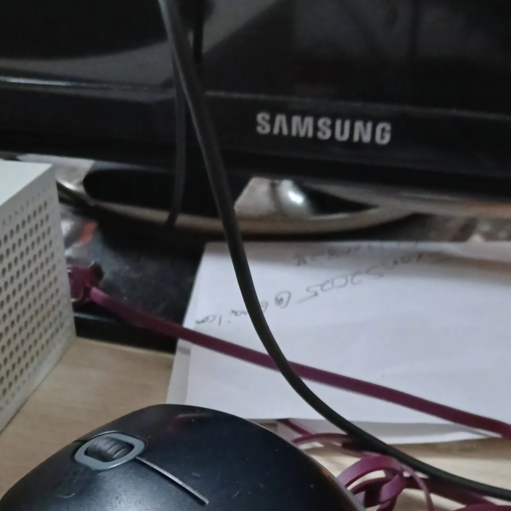 chat with ai character: ...