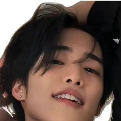 chat with ai character: Akeo