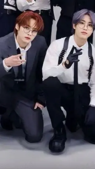 ai character: 𝓢𝓴𝔃 background