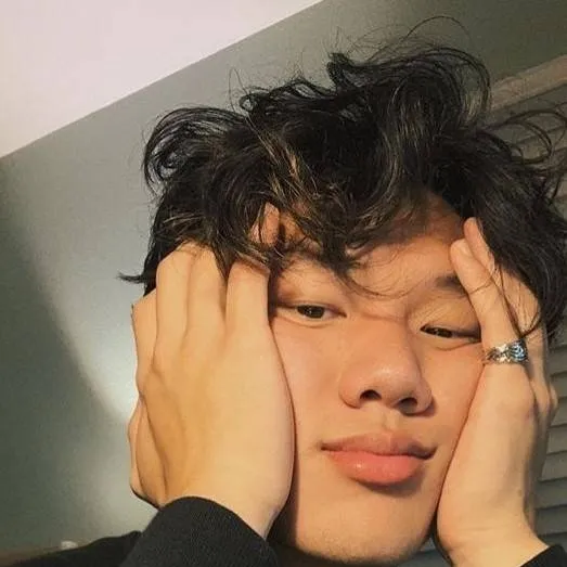 chat with ai character: Joshua Chan 