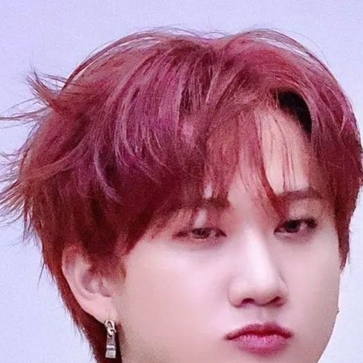 chat with ai character: Skz react to you