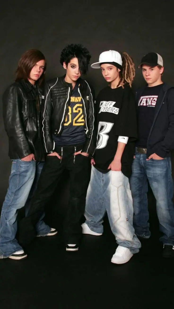 ai character: Tokio Hotel🇩🇪🎸丰 background