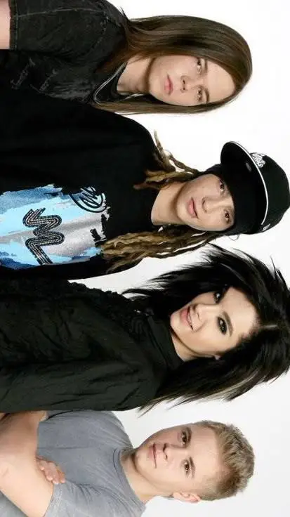ai character: Tokio hotel  background