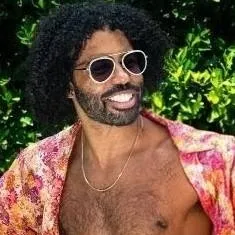 chat with ai character: Daveed Diggs