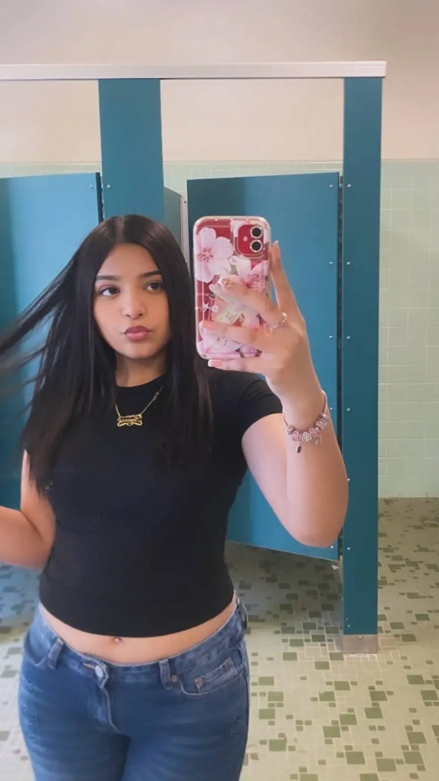 ai character: Aryanna background