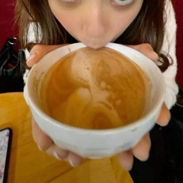 chat with ai character: THIS ABT MEEE