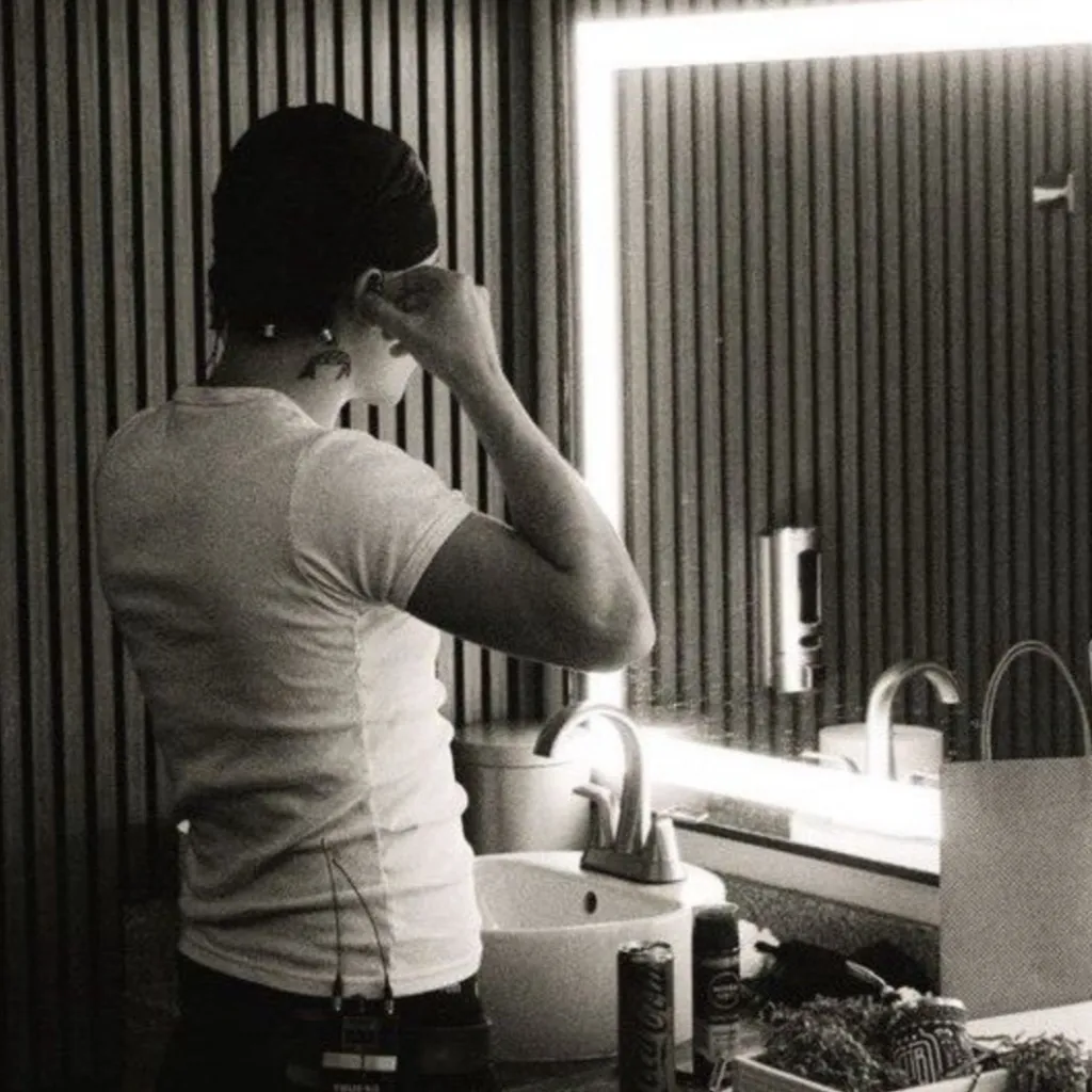 chat with ai character: Mateo Palacios