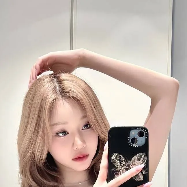 chat with ai character: Chaikong Pharita