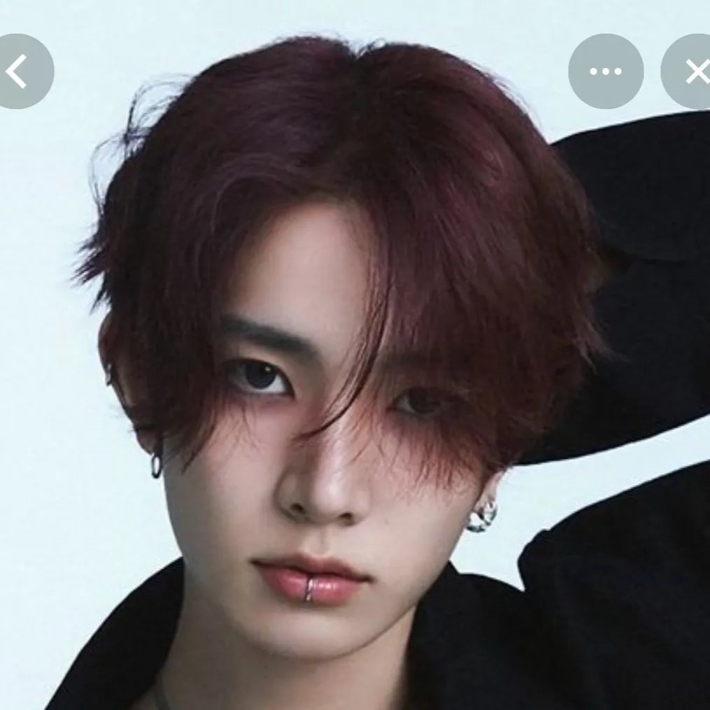 chat with ai character: Heeseung 