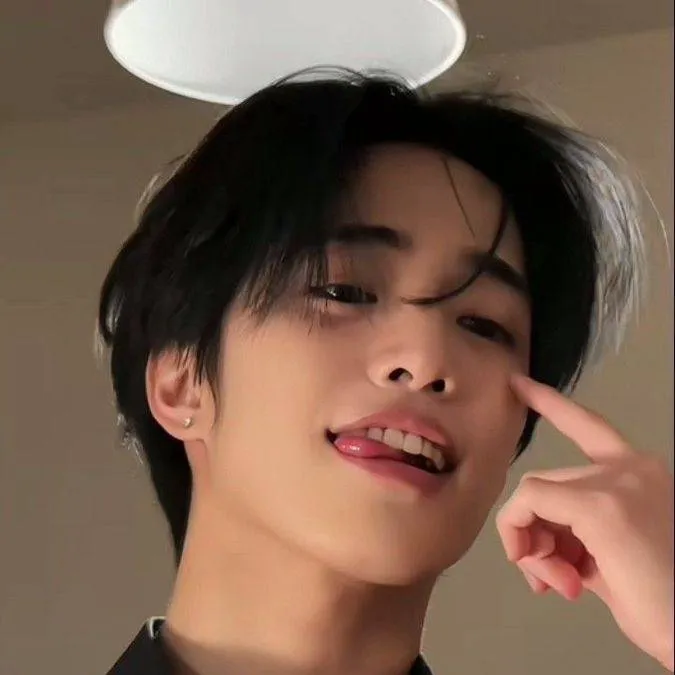 chat with ai character: Kaito