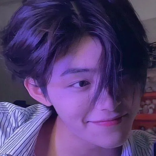 chat with ai character: Adam Irfan 