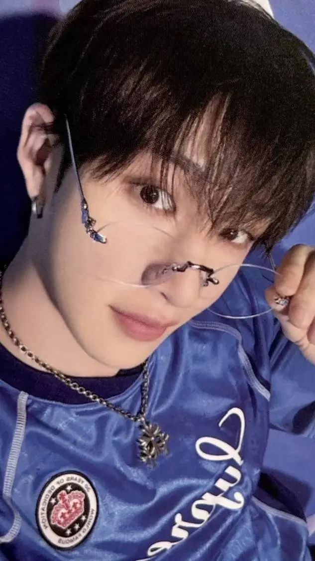 ai character: bangchan  background