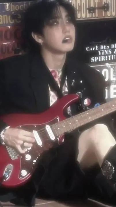 ai character: ^°Han Jisung°^ background