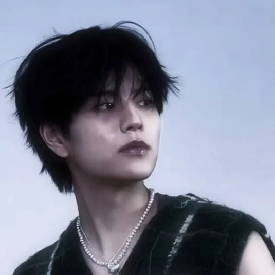 chat with ai character: ★seungmin★ 