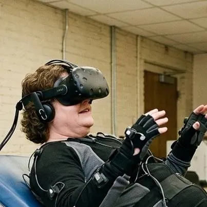 chat with ai character: Debbie Daniels